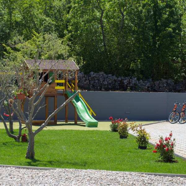 Villa Seven Lakes, Officiell sida för Villa Seven Lakes Lokvičići