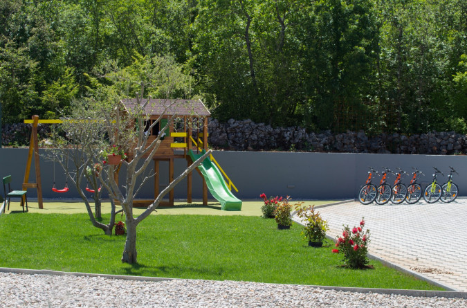 Službena stranica Villa Seven Lakes Lokvičići